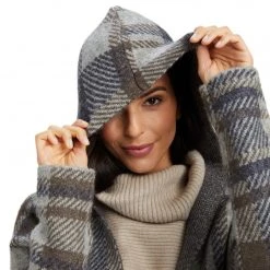 Ariat Women's Saratoga Cardigan Sweaters