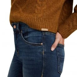 Shirts & Tops Ariat Women's Winter Quarter Sweater